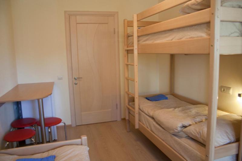 Petrani Hostelキエフ エクステリア 写真