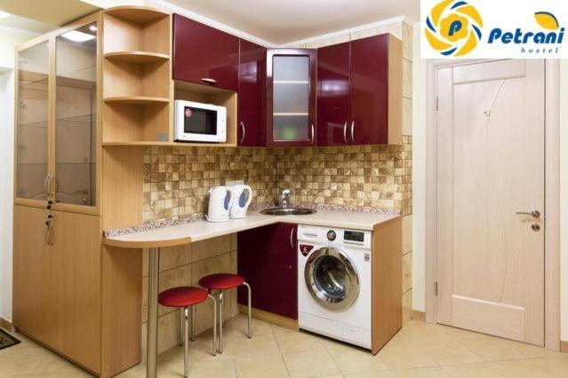 Petrani Hostelキエフ エクステリア 写真